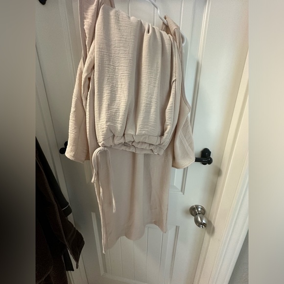 Maternity Set - Picture 3 of 6